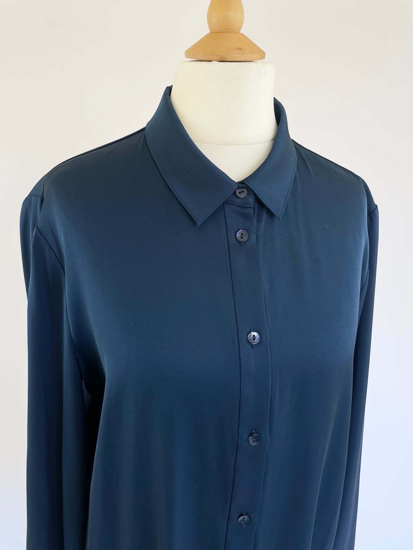 Monte Carlo Silk Shirt - Navy