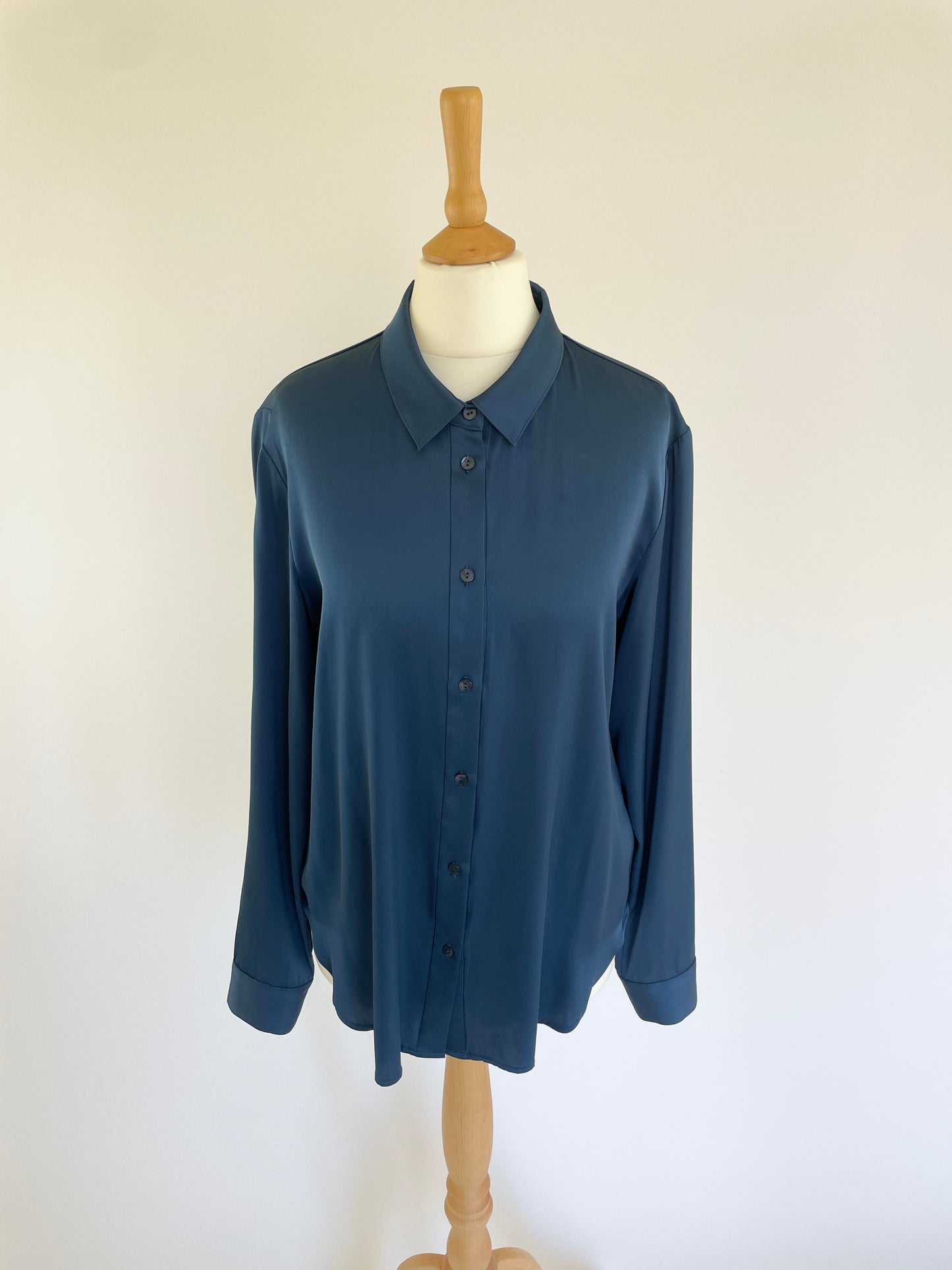 Monte Carlo Silk Shirt - Navy