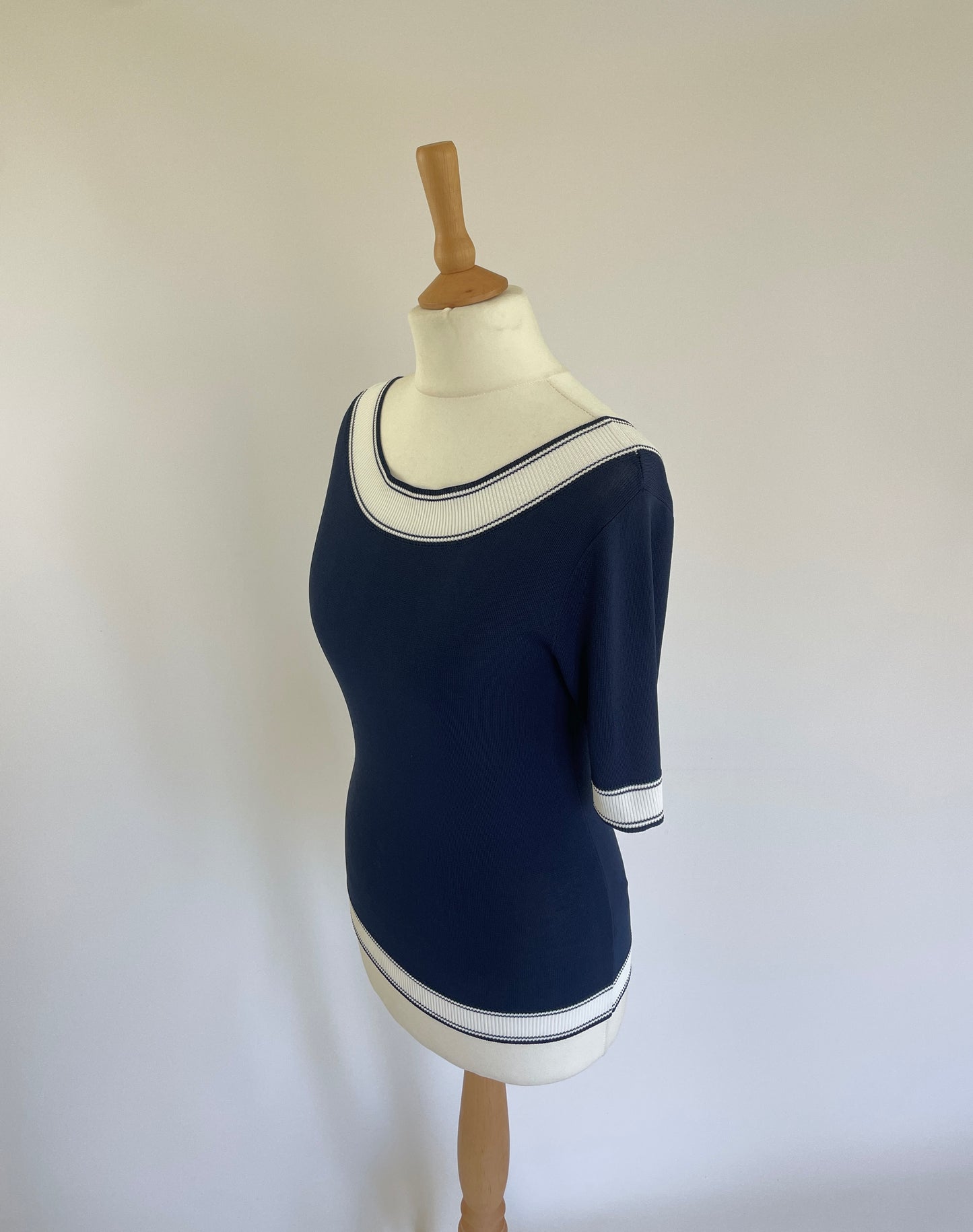 Scoop Back Top Navy