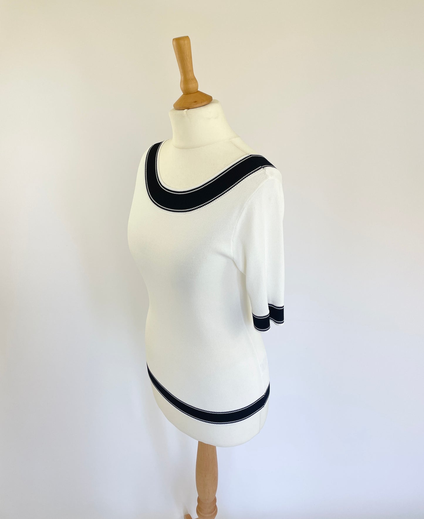 Scoop Back Top White