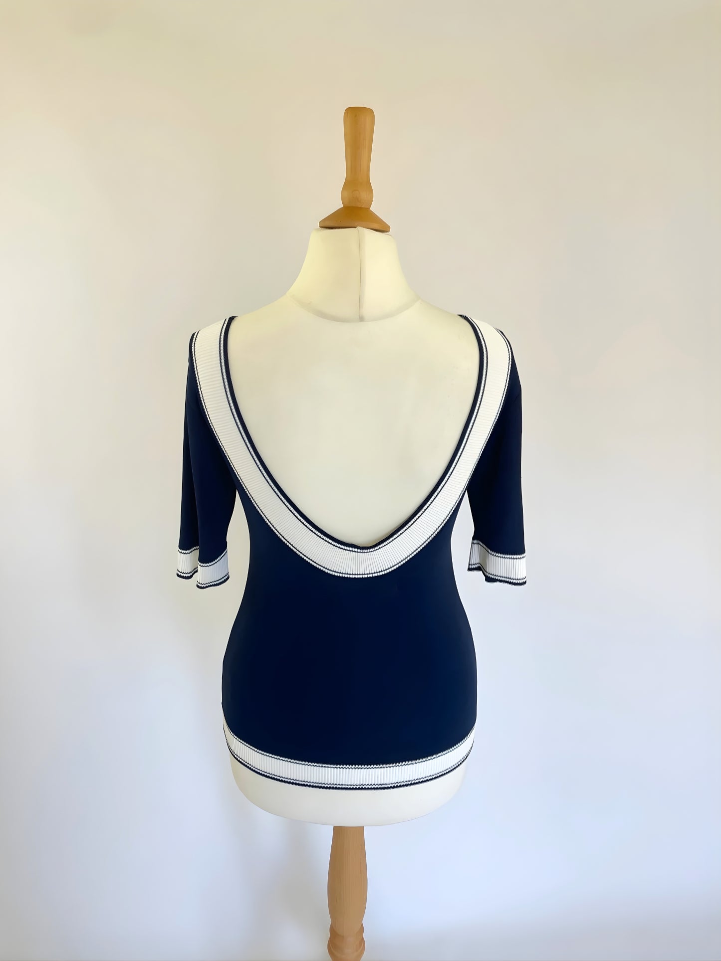 Scoop Back Top Navy