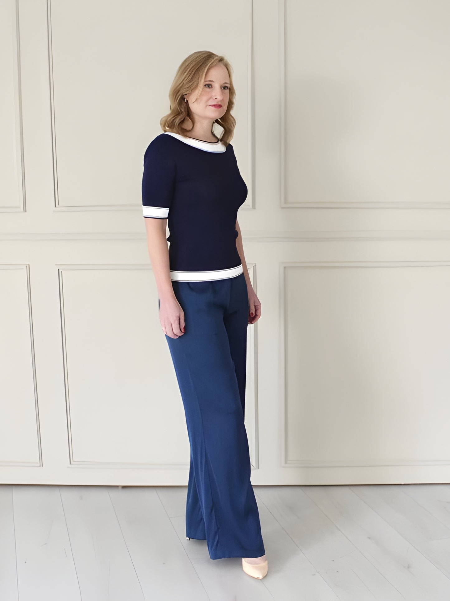 Scoop Back Top Navy