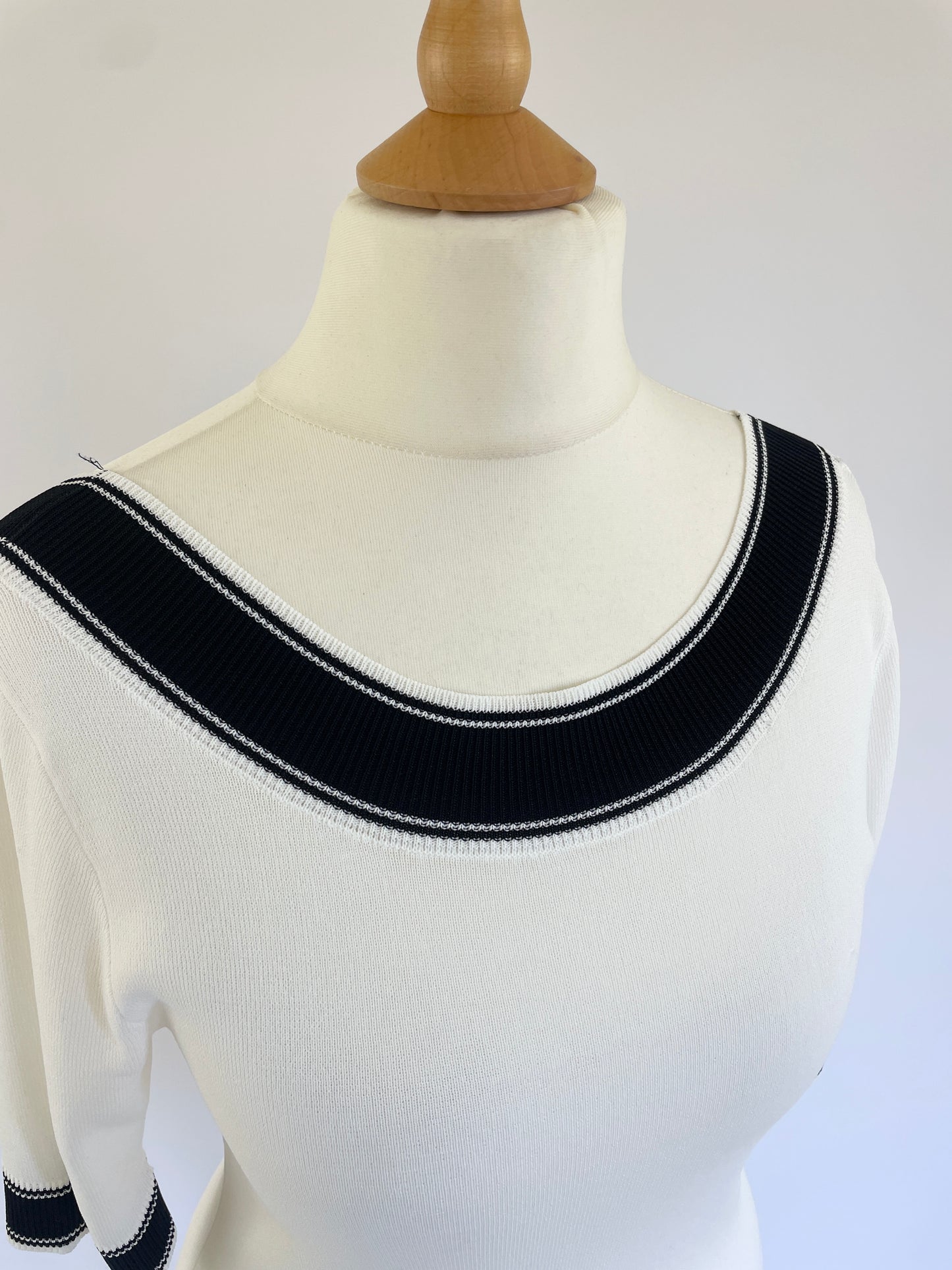 Scoop Back Top White